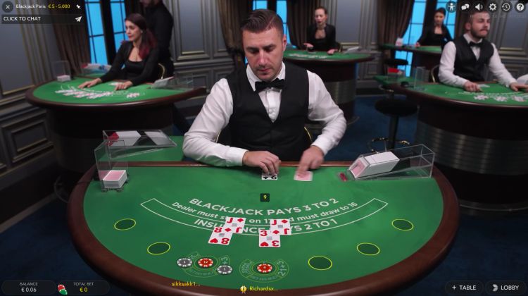 ways-to-cheat-at-the-casino-LIve-Blackjack-Evolution-Gaming