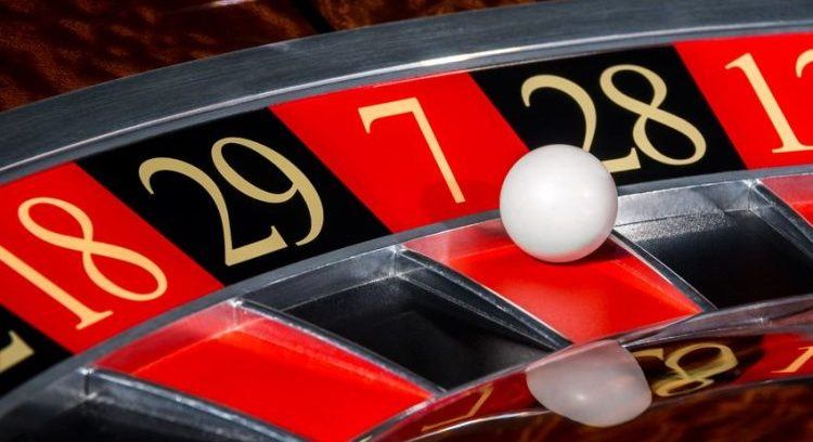 ways-to-cheat-at-the-casino-roulette-red-7