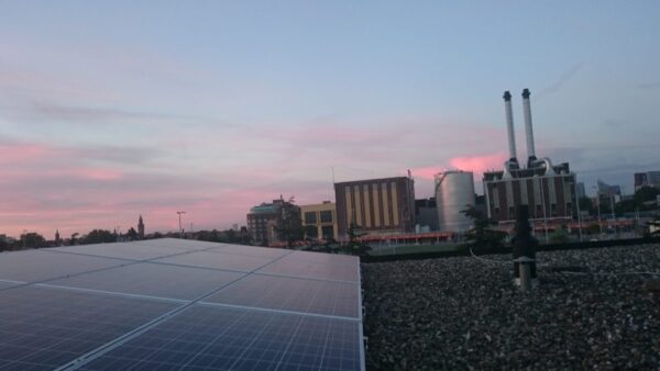 Zonnepanelen Gaslaan Den Haag Energiecentrale